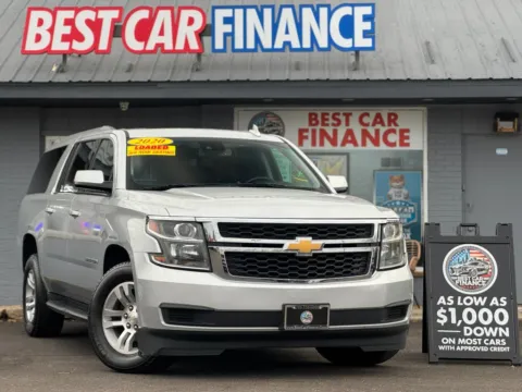 Silver 2020 Chevrolet Suburban LT Sport Utility 4D for sale in Frankfort, IL