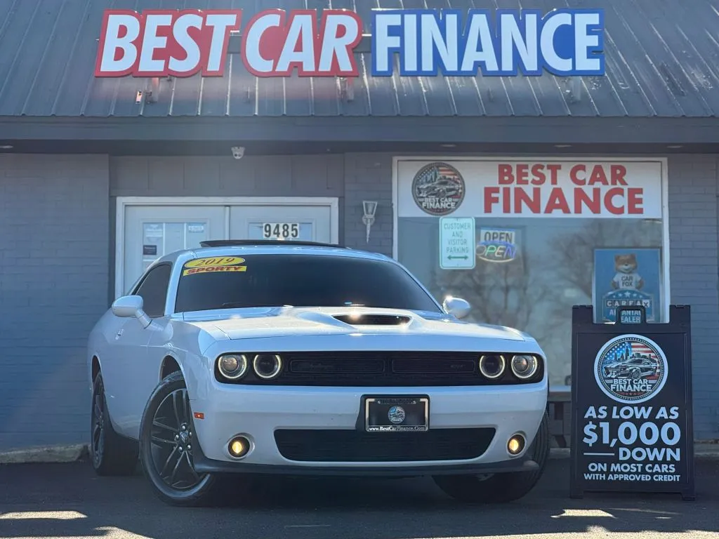 White 2019 Dodge Challenger GT Coupe 2D for sale in Frankfort, IL