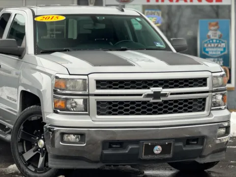 More photos of 2015 Chevrolet Silverado 1500 Double Cab LT Pickup 4D 6 1/2 ft at Best Car Finance – Auto Sales & Loans in Frankfort, IL