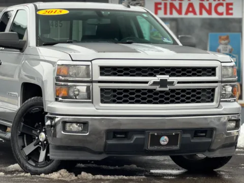 More photos of 2015 Chevrolet Silverado 1500 Double Cab LT Pickup 4D 6 1/2 ft at Best Car Finance – Auto Sales & Loans in Frankfort, IL