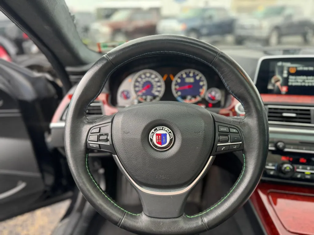 2016 BMW 6 Series 650i - Photo 32