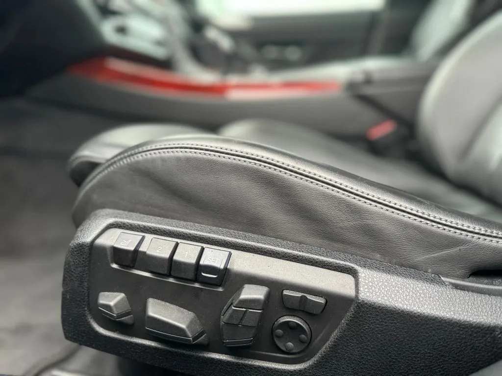 2016 BMW 6 Series 650i - Photo 46