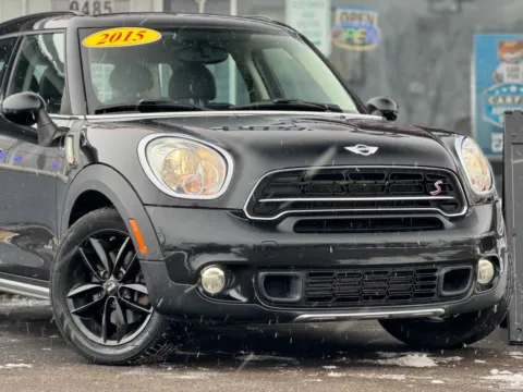 More photos of 2015 MINI Countryman Cooper S ALL4 Hatchback 4D at Best Car Finance – Auto Sales & Loans in Frankfort, IL