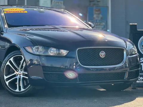 More photos of 2017 Jaguar XE 35t Premium Sedan 4D at Best Car Finance – Auto Sales & Loans in Frankfort, IL