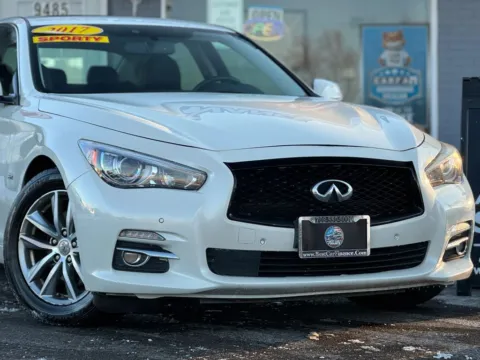 More photos of 2017 INFINITI Q50 3.0t Premium Sedan 4D at Best Car Finance – Auto Sales & Loans in Frankfort, IL