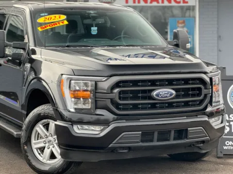 More photos of 2023 Ford F-150 SuperCrew Cab XLT Pickup 4D 6 1/2 ft at Best Car Finance – Auto Sales & Loans in Frankfort, IL