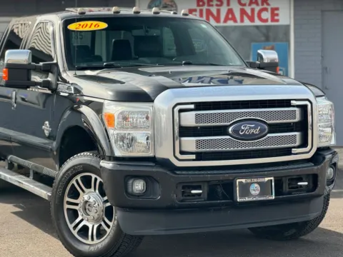 More photos of 2016 Ford F250 Super Duty Crew Cab Platinum Pickup 4D 6 3/4 ft at Best Car Finance – Auto Sales & Loans in Frankfort, IL
