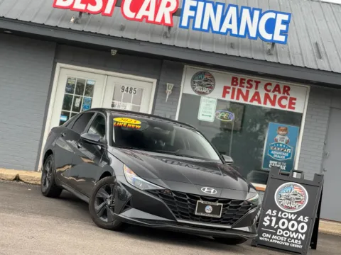 Another view of 2023 Hyundai Elantra SEL Sedan 4D for sale in Frankfort, IL at Best Car Finance – Auto Sales & Loans in Frankfort