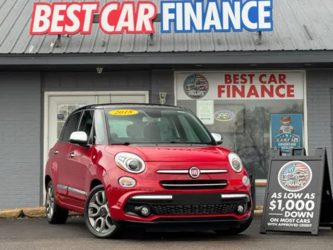 Red 2018 FIAT 500L Lounge Hatchback 4D for sale in Frankfort, IL