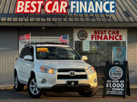 White 2011 Toyota RAV4 Limited Sport Utility 4D for sale in Frankfort, IL