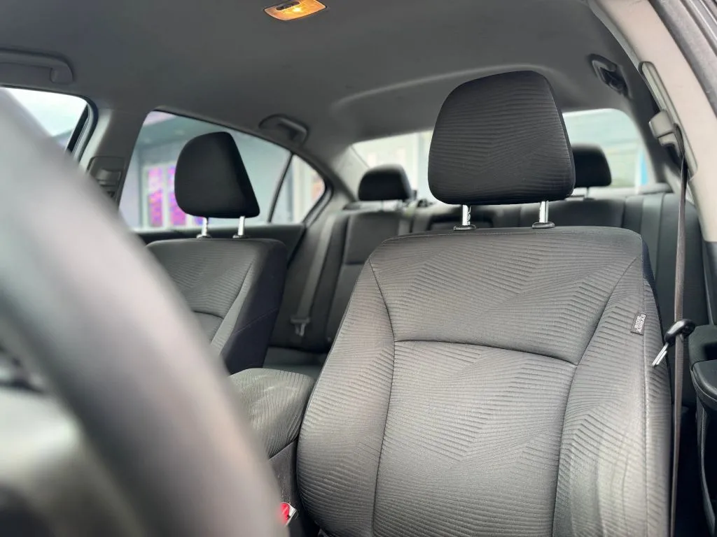 2016 Honda Accord LX - Photo 22