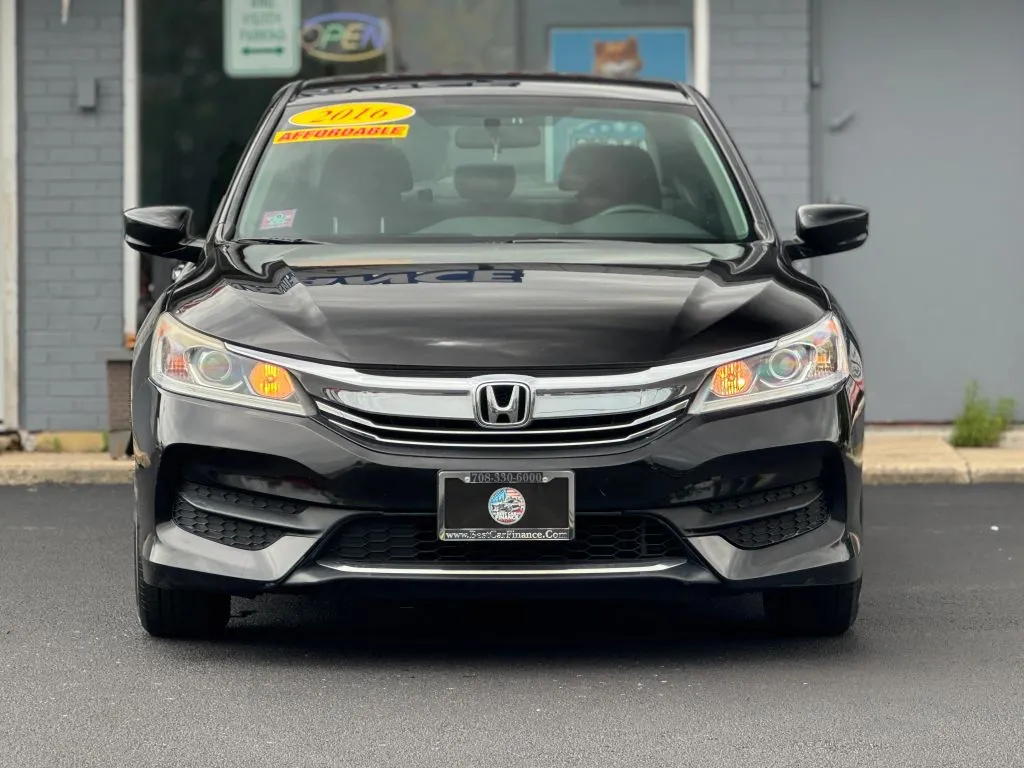 2016 Honda Accord LX - Photo 18