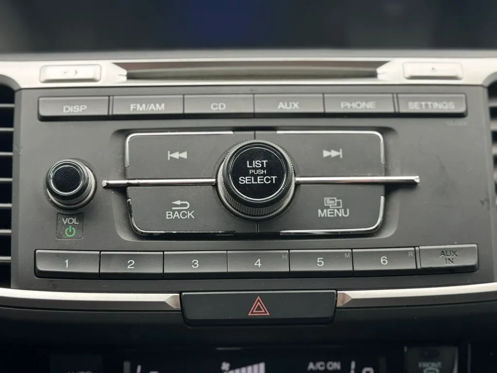 2016 Honda Accord LX - Photo 37