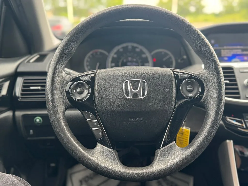 2016 Honda Accord LX - Photo 30