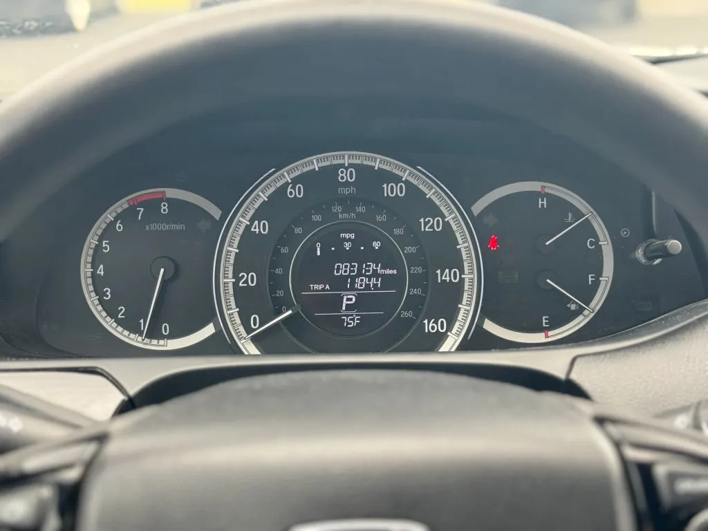 2016 Honda Accord LX - Photo 33