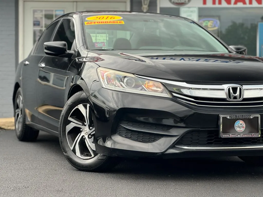 2016 Honda Accord LX - Photo 6