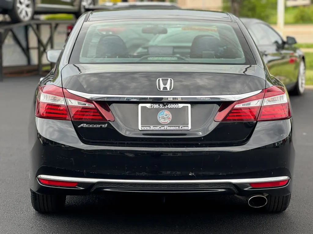 2016 Honda Accord LX - Photo 12