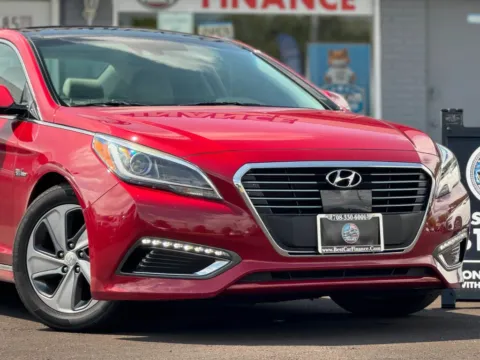More photos of 2016 Hyundai Sonata Hybrid Limited Sedan 4D at Best Car Finance – Auto Sales & Loans in Frankfort, IL