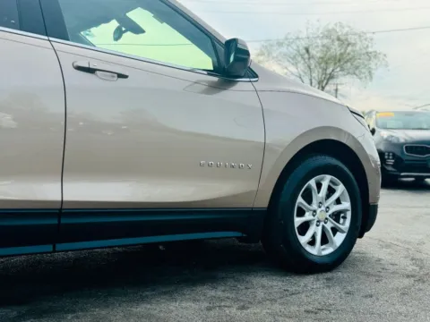More photos of 2019 Chevrolet Equinox LT Sport Utility 4D at Best Car Finance – Auto Sales & Loans in Frankfort, IL