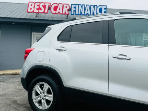 More photos of 2017 Chevrolet Trax LT Sport Utility 4D at Best Car Finance – Auto Sales & Loans in Frankfort, IL