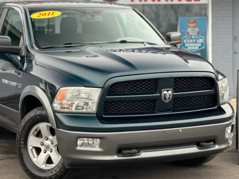 More photos of 2011 Ram 1500 Crew Cab SLT Pickup 4D 5 1/2 ft at Best Car Finance – Auto Sales & Loans in Frankfort, IL