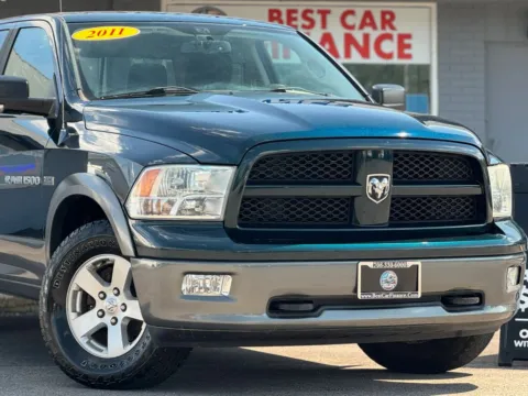 More photos of 2011 Ram 1500 Crew Cab SLT Pickup 4D 5 1/2 ft at Best Car Finance – Auto Sales & Loans in Frankfort, IL