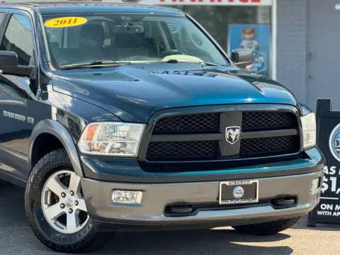 More photos of 2011 Ram 1500 Crew Cab SLT Pickup 4D 5 1/2 ft at Best Car Finance – Auto Sales & Loans in Frankfort, IL