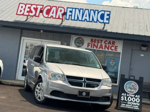 Another view of 2016 Dodge Grand Caravan Passenger SE Minivan 4D for sale in Frankfort, IL at Best Car Finance – Auto Sales & Loans in Frankfort