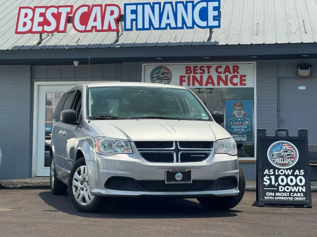 Gray 2016 Dodge Grand Caravan Passenger SE Minivan 4D for sale in Frankfort, IL