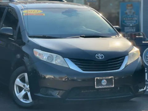 More photos of 2013 Toyota Sienna LE Minivan 4D at Best Car Finance – Auto Sales & Loans in Frankfort, IL