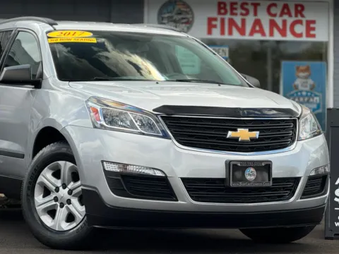 More photos of 2017 Chevrolet Traverse LS Sport Utility 4D at Best Car Finance – Auto Sales & Loans in Frankfort, IL