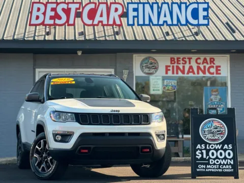 Another view of 2019 Jeep Compass Trailhawk Sport Utility 4D for sale in Frankfort, IL at Best Car Finance – Auto Sales & Loans in Frankfort