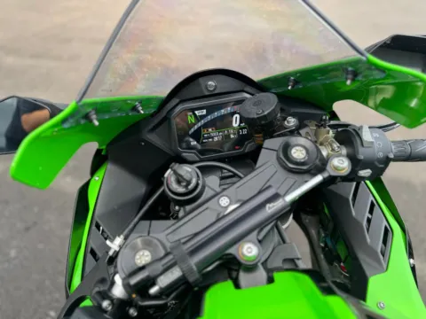 More photos of 2023 Kawasaki Ninja ZX-10R at Best Car Finance – Auto Sales & Loans in Frankfort, IL