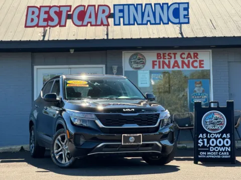 Black 2023 Kia Seltos LX Sport Utility 4D for sale in Frankfort, IL