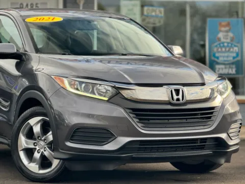 More photos of 2021 Honda HR-V LX Sport Utility 4D at Best Car Finance – Auto Sales & Loans in Frankfort, IL