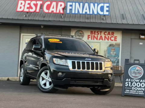 Another view of 2012 Jeep Grand Cherokee Laredo Sport Utility 4D for sale in Frankfort, IL at Best Car Finance – Auto Sales & Loans in Frankfort