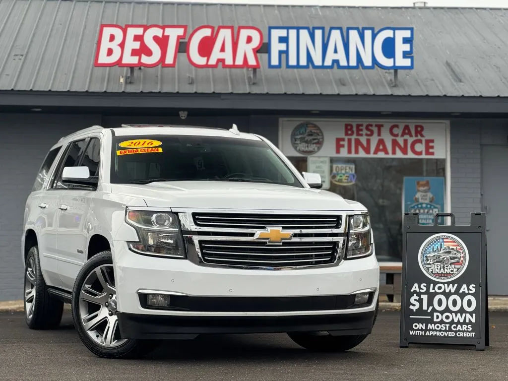 White 2016 Chevrolet Tahoe LTZ Sport Utility 4D for sale in Frankfort, IL