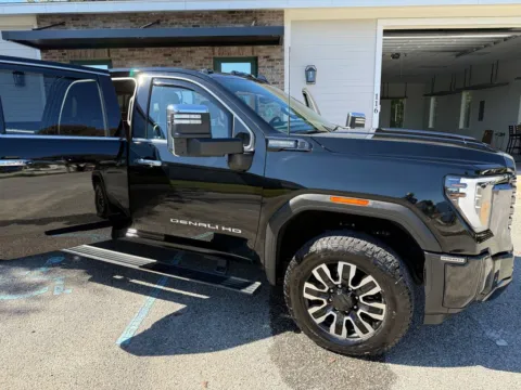 More photos of 2024 GMC Sierra 2500HD Denali Ultimate at Pinnacle Motor Company CHS, SC