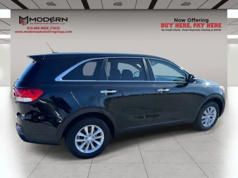 Another view of 2017 KIA SORENTO L for sale in Lafayette, TN at Modern Automotive Group