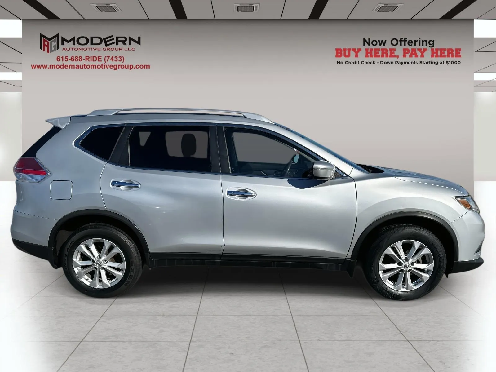 Silver 2015 NISSAN ROGUE SV for sale in Lafayette, TN
