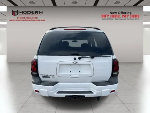 More photos of 2005 CHEVROLET TRAILBLAZER LS at Modern Automotive Group, TN