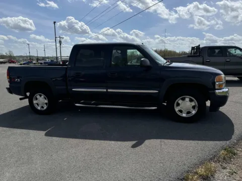 Photos of 2006 GMC SIERRA 1500 SLE1 for sale in Lafayette, TN at Modern Automotive Group