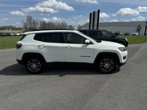 Photos of 2018 JEEP COMPASS LATITUDE for sale in Lafayette, TN at Modern Automotive Group
