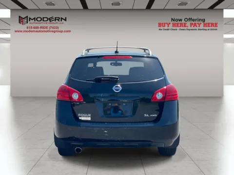 More photos of 2010 NISSAN ROGUE SL at Modern Automotive Group, TN