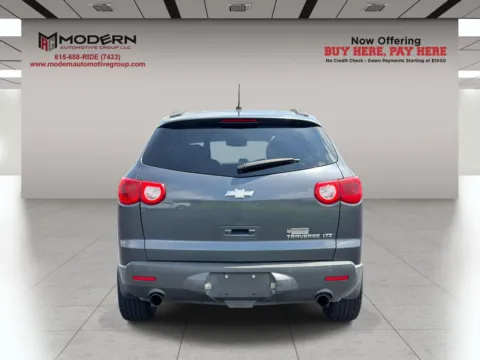 More photos of 2011 CHEVROLET TRAVERSE LTZ at Modern Automotive Group, TN