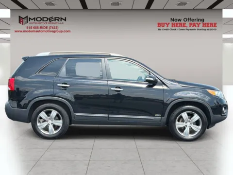 Photos of 2013 KIA SORENTO EX for sale in Lafayette, TN at Modern Automotive Group