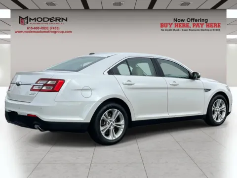 Another view of 2015 FORD TAURUS SEL for sale in Lafayette, TN at Modern Automotive Group