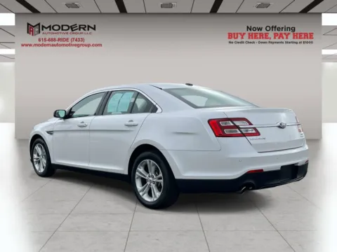 More photos of 2015 FORD TAURUS SEL at Modern Automotive Group, TN
