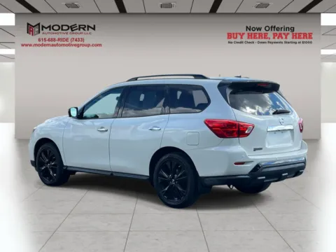 More photos of 2018 NISSAN PATHFINDER SL at Modern Automotive Group, TN