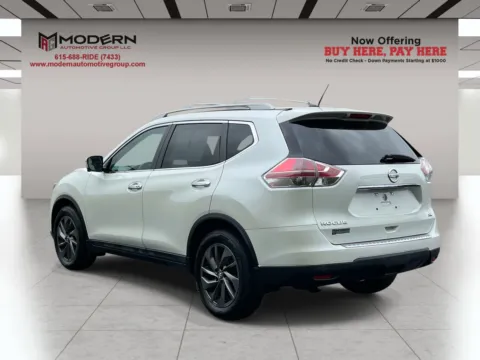 More photos of 2016 NISSAN ROGUE SL at Modern Automotive Group, TN